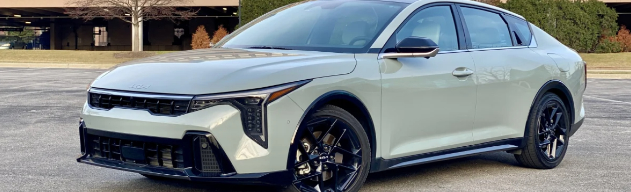 Kia K4