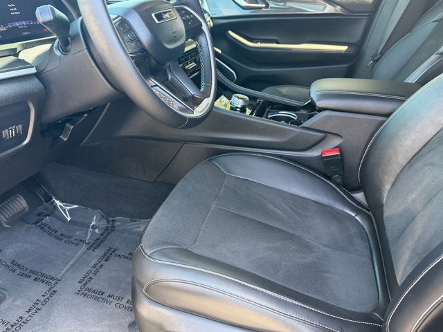 2022 Jeep Grand Cherokee Altitude