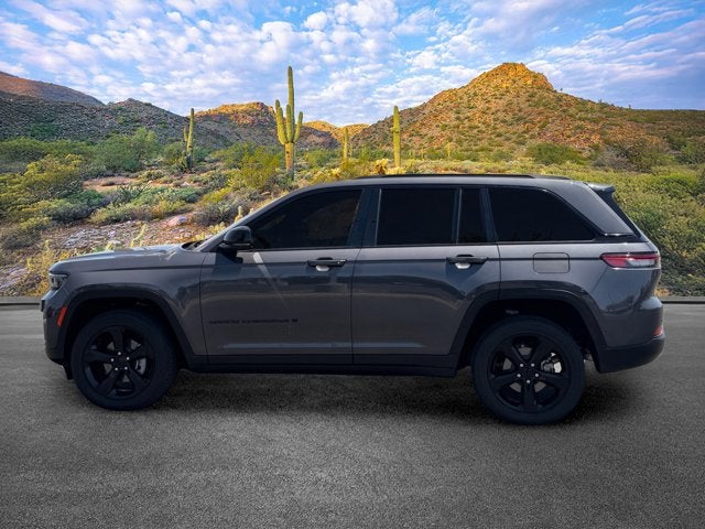 2022 Jeep Grand Cherokee Altitude