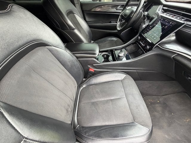 2022 Jeep Grand Cherokee L Altitude