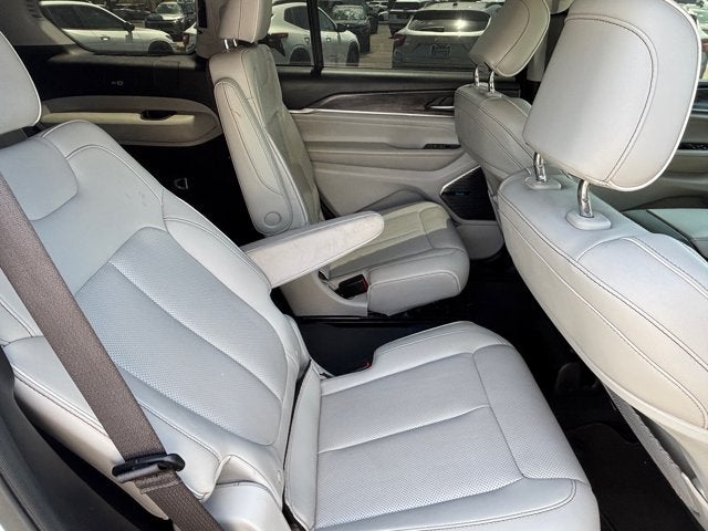 2023 Jeep Grand Cherokee L Overland