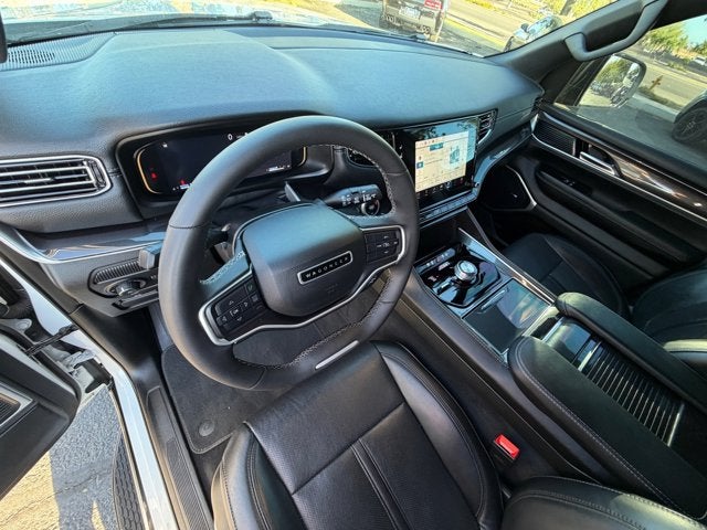 2024 Jeep Wagoneer BASE