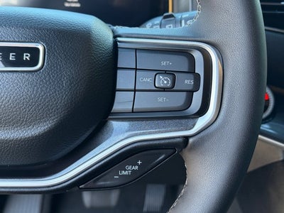 2024 Jeep Wagoneer BASE