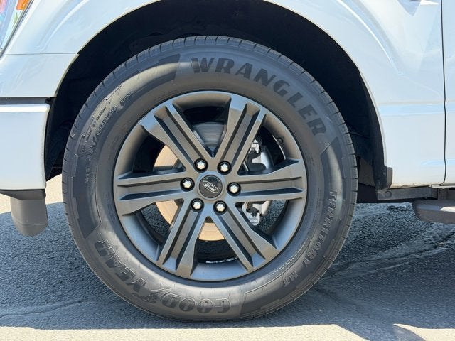 2021 Ford F-150 Base
