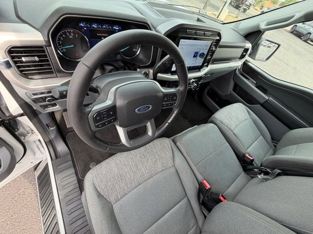 2022 Ford F-150 Base