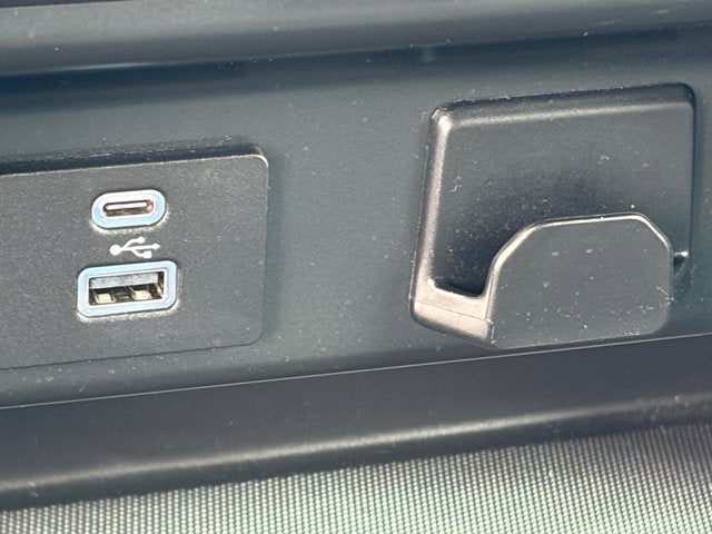 2022 Ford F-150 Base