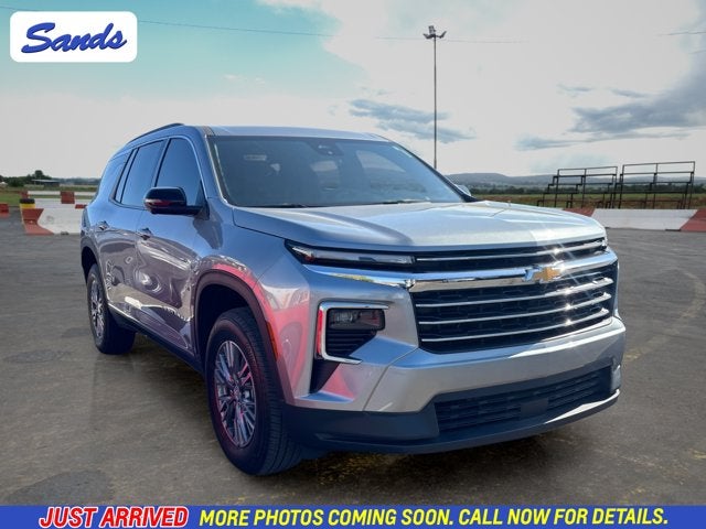 2025 Chevrolet Traverse FWD LT