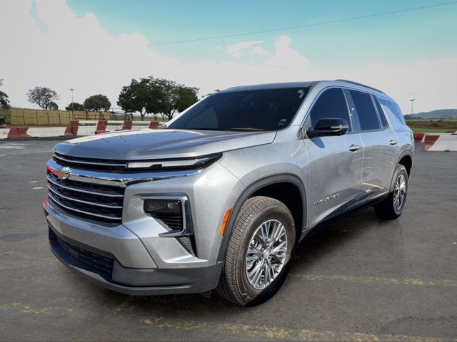 2025 Chevrolet Traverse FWD LT