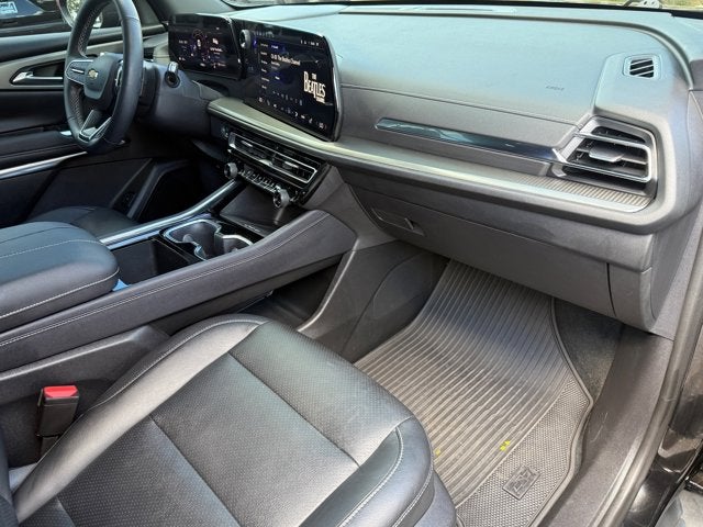 2025 Chevrolet Traverse FWD LT