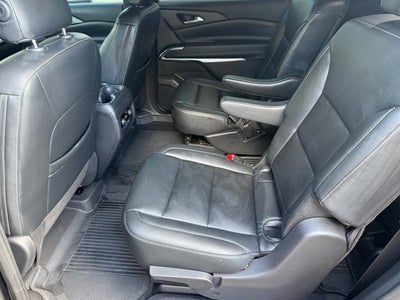 2025 Chevrolet Traverse FWD LT