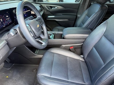 2025 Chevrolet Traverse FWD LT