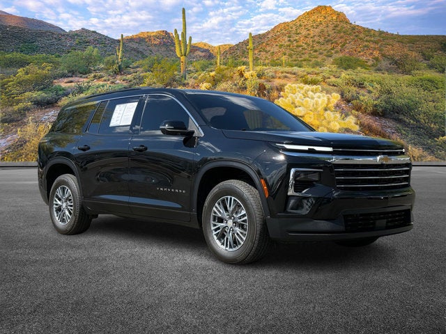 2025 Chevrolet Traverse FWD LT