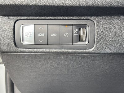 2025 Chevrolet Traverse AWD LT