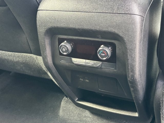 2025 Chevrolet Traverse AWD LT