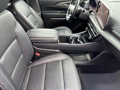 2025 Chevrolet Traverse AWD LT