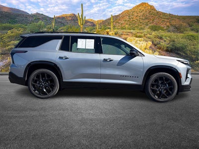2024 Chevrolet Traverse Base
