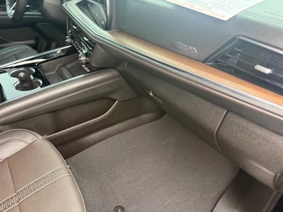 2025 Chevrolet Suburban High Country