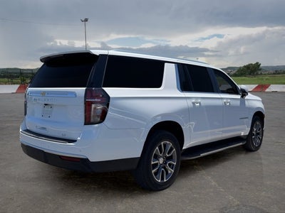 2022 Chevrolet Suburban LT