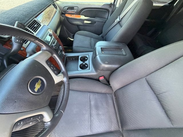 2011 Chevrolet Suburban LS