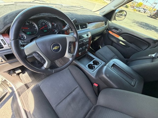 2011 Chevrolet Suburban LS