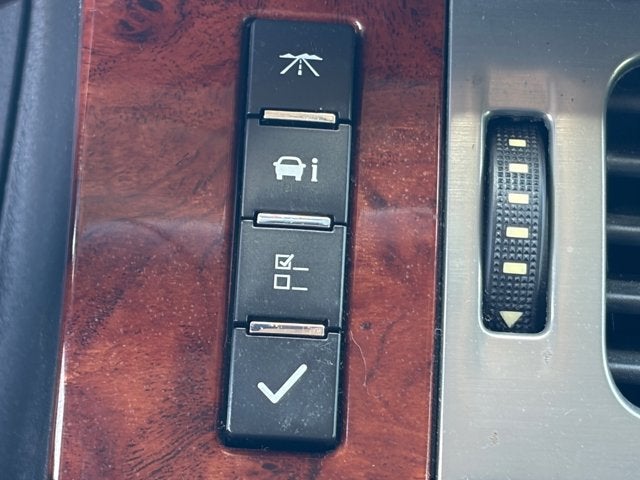 2011 Chevrolet Suburban LS