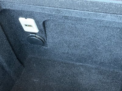 2011 Chevrolet Suburban LS