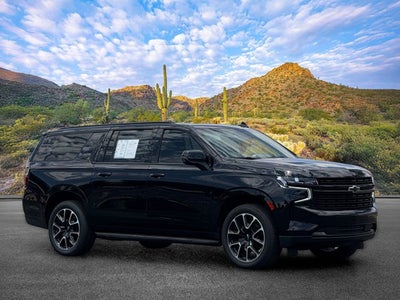 2023 Chevrolet Suburban RST