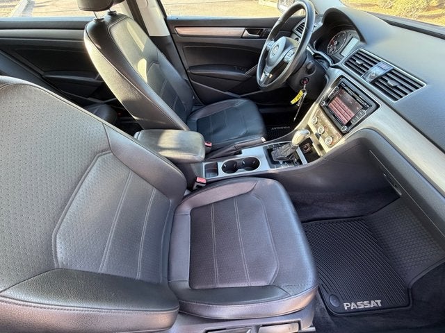 2015 Volkswagen Passat Base