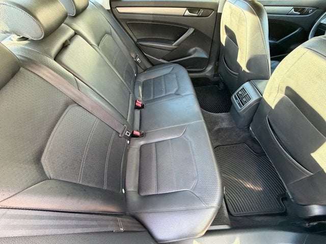 2015 Volkswagen Passat Base