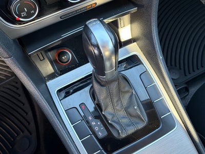 2015 Volkswagen Passat Base