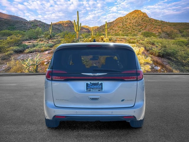 2024 Chrysler Pacifica Hybrid Select