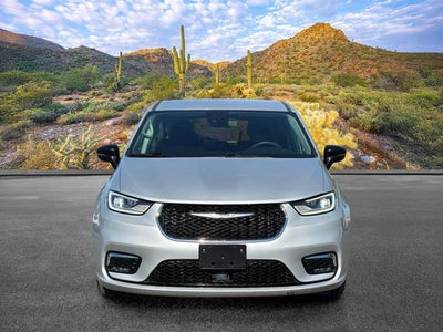 2024 Chrysler Pacifica Hybrid Select