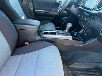 2022 Toyota Tacoma 2WD Base