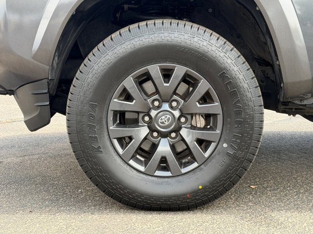 2022 Toyota Tacoma 2WD Base