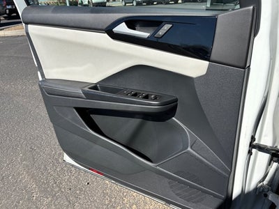 2025 Volkswagen Taos S