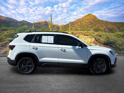 2025 Volkswagen Taos S