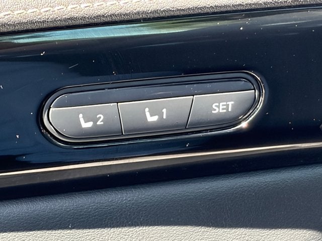 2025 INFINITI QX60 PURE