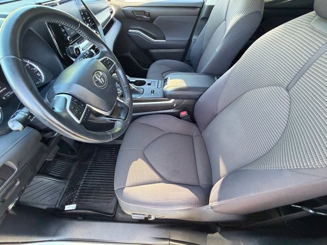 2022 Toyota Highlander Hybrid LE