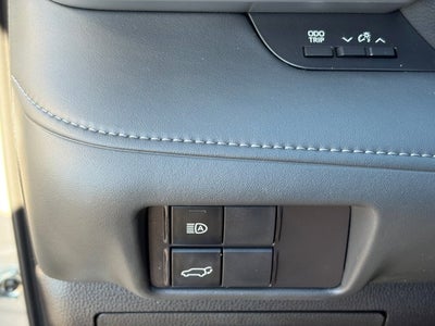 2022 Toyota Highlander Hybrid LE