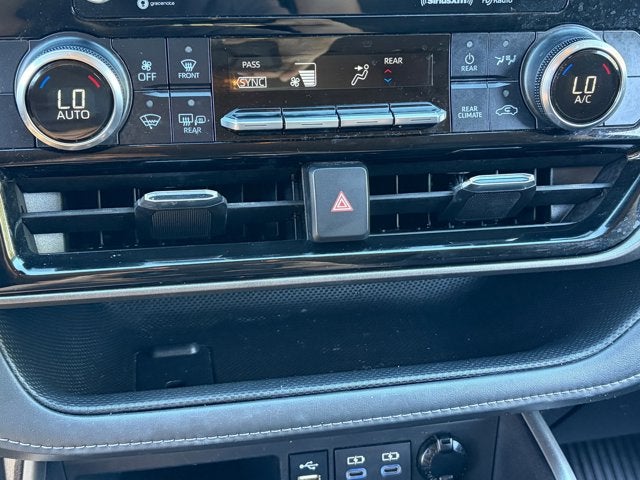 2022 Toyota Highlander Hybrid LE