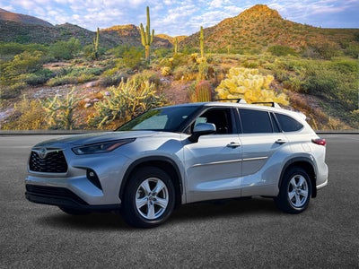 2022 Toyota Highlander Hybrid LE