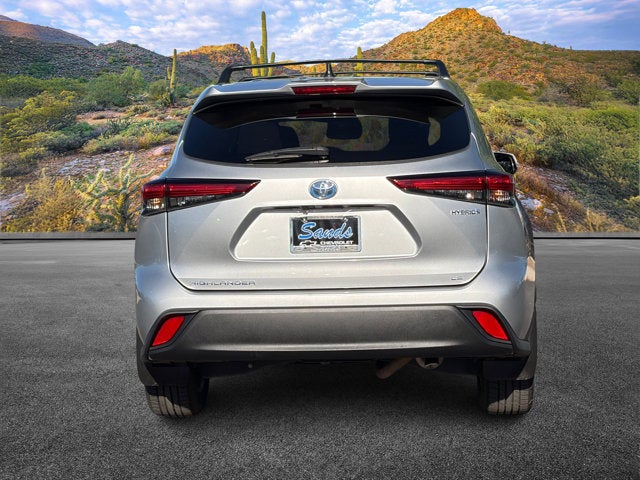 2022 Toyota Highlander Hybrid LE