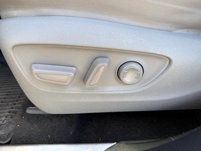 2023 Toyota Highlander Base