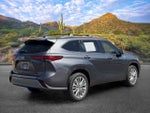 2023 Toyota Highlander Base