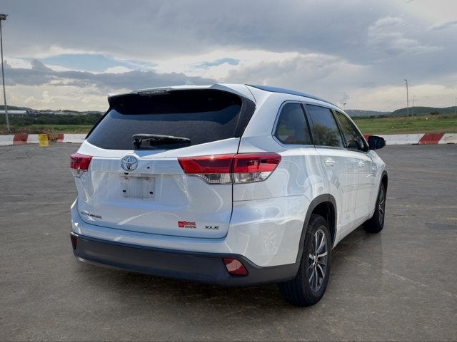 2018 Toyota Highlander Base