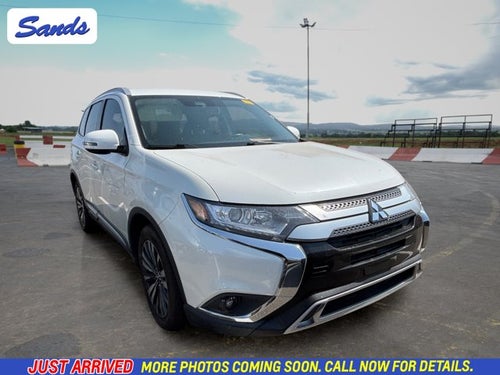 2020 Mitsubishi Outlander Base