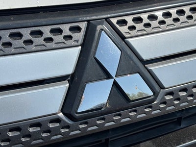 2020 Mitsubishi Outlander Base