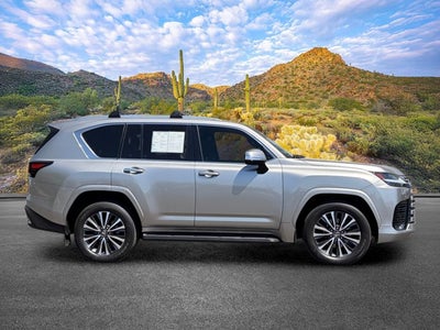 2024 Lexus LX 600 LX 600 Premium