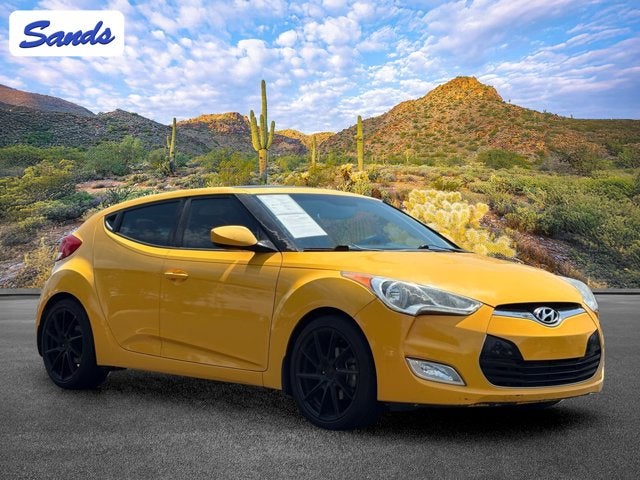 2013 Hyundai Veloster w/Black Int