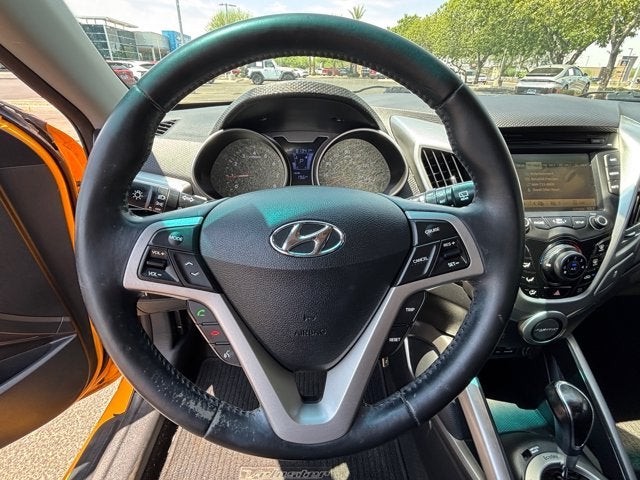 2013 Hyundai Veloster w/Black Int